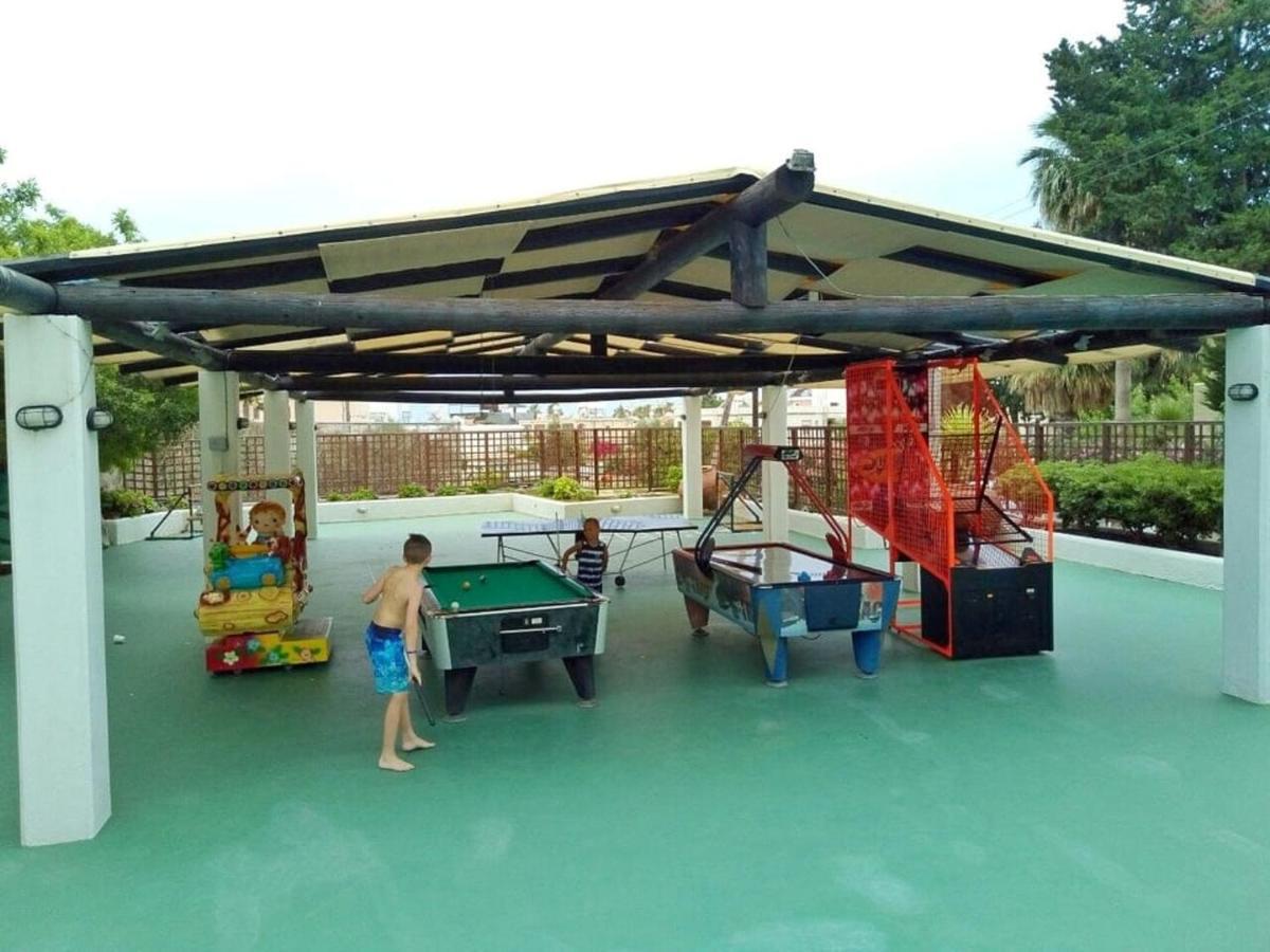Hotel Complex House Near The Beach 파포스 외부 사진